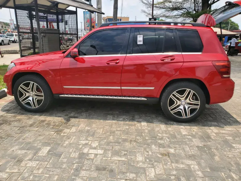 Thumbnail 4 of 2010 Mercedes-Benz GLK-Class