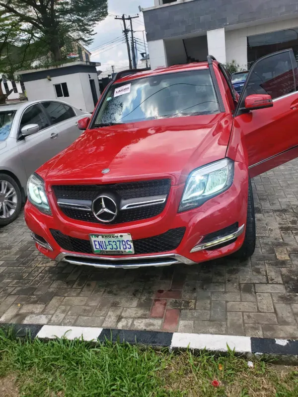 Thumbnail 10 of 2010 Mercedes-Benz GLK-Class