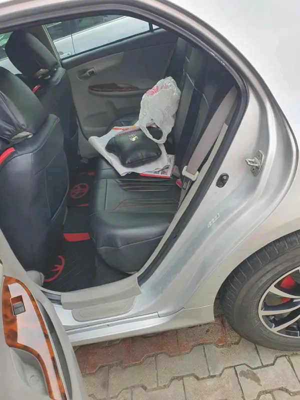 Thumbnail 2 of 2010 Toyota Corolla