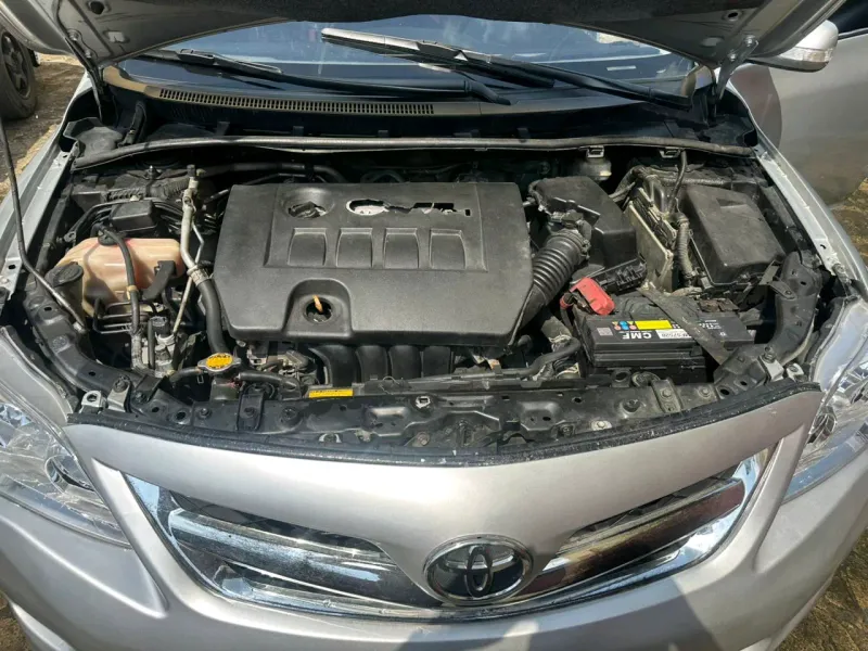 Thumbnail 3 of 2010 Toyota Corolla