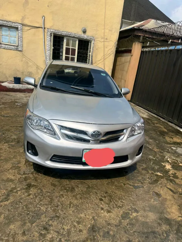 Thumbnail 4 of 2010 Toyota Corolla