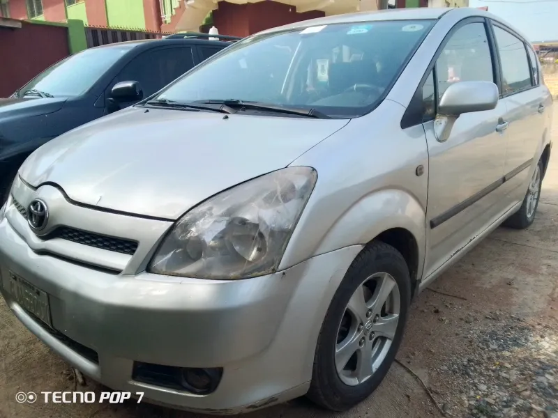 Thumbnail 2 of 2008 Toyota Corolla Verso