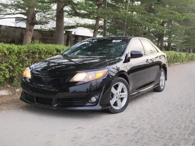 Main image of 2014 Toyota Camry se