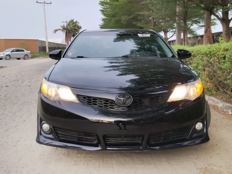 Thumbnail 6 of 2014 Toyota Camry se