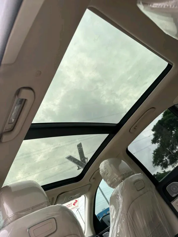 Thumbnail 3 of 2020 Mercedes-Benz GLE-Class GLE 350