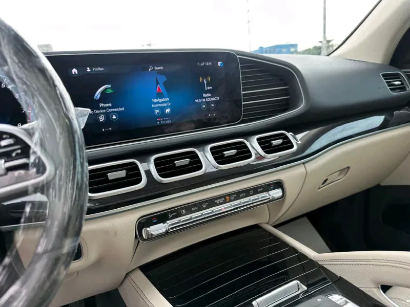 Thumbnail 5 of 2020 Mercedes-Benz GLE-Class GLE 350