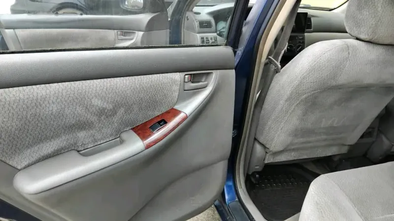 Thumbnail 6 of 2003 Toyota Corolla