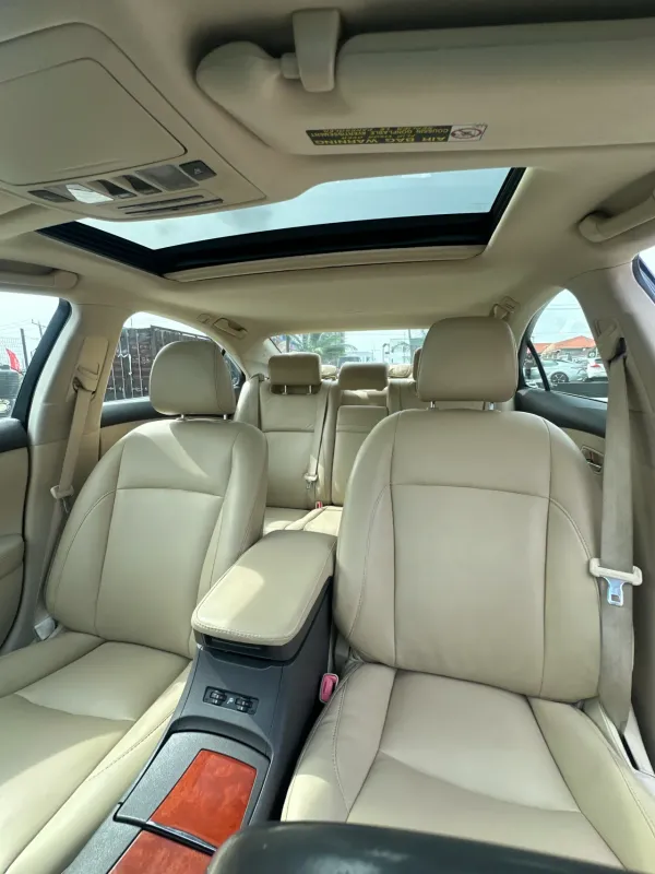 Thumbnail 4 of 2010 Lexus ES ES
