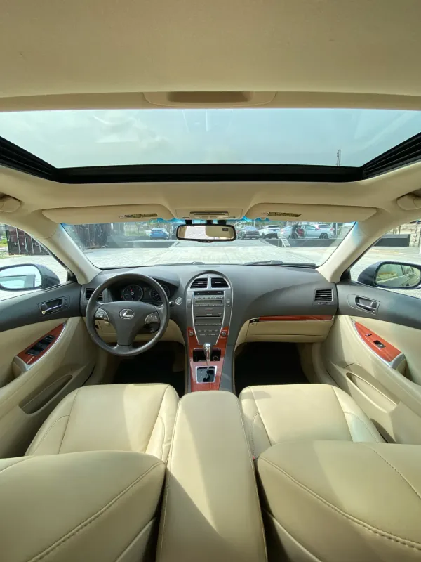 Thumbnail 6 of 2010 Lexus ES ES
