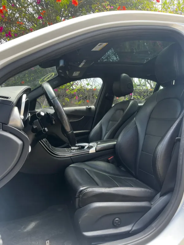 Thumbnail 8 of 2016 Mercedes-Benz C-Class 4matic