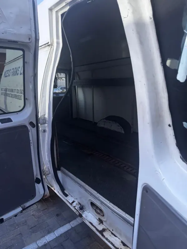 Thumbnail 4 of 2004 Ford Edge