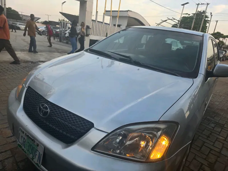 Main image of 2004 Toyota Corolla