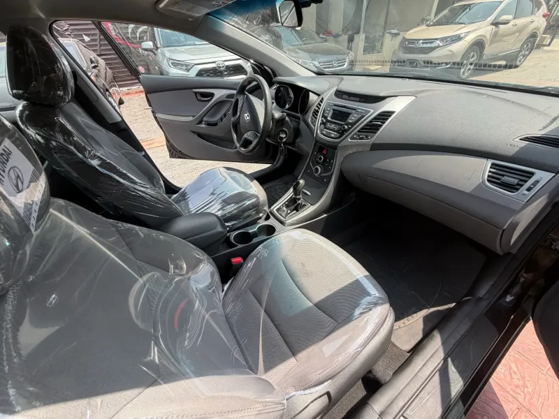 Thumbnail 4 of 2014 HYUNDAI Elantra