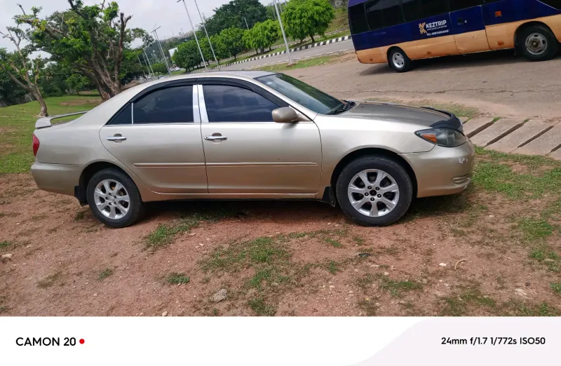 Thumbnail 3 of 2004 Toyota Camry
