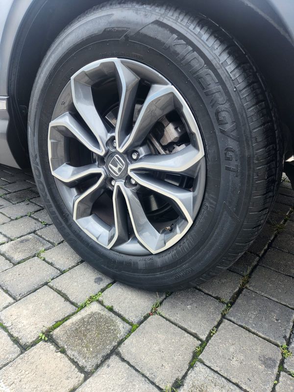 Thumbnail 2 of 2020 Honda CR-V Turbo Touring
