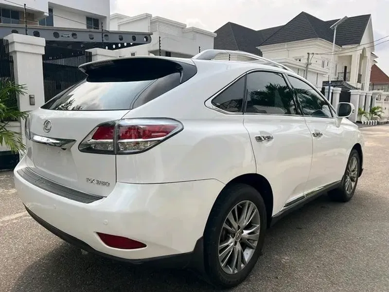 Main image of 2010 LEXUS RX
