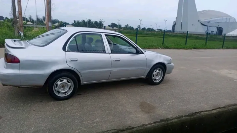 Thumbnail 6 of 1988 Toyota Corolla