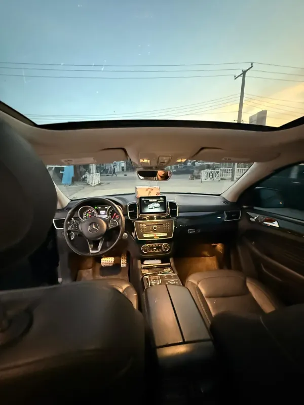 Thumbnail 7 of 2016 Mercedes-Benz GLE-Class
