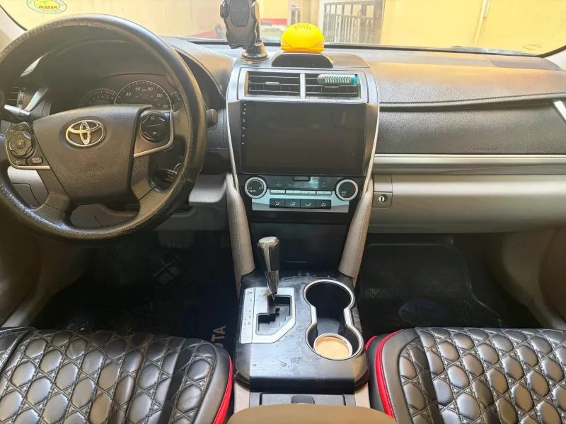 Thumbnail 9 of 2013 TOYOTA Camry