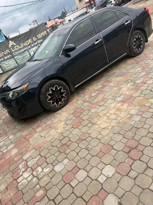 Thumbnail 5 of 2013 TOYOTA Camry