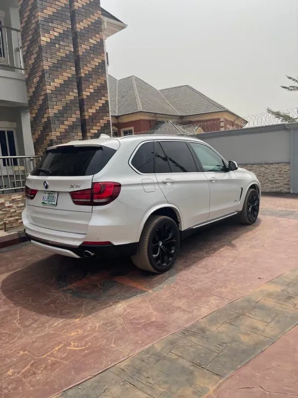 Thumbnail 4 of 2015 BMW X5