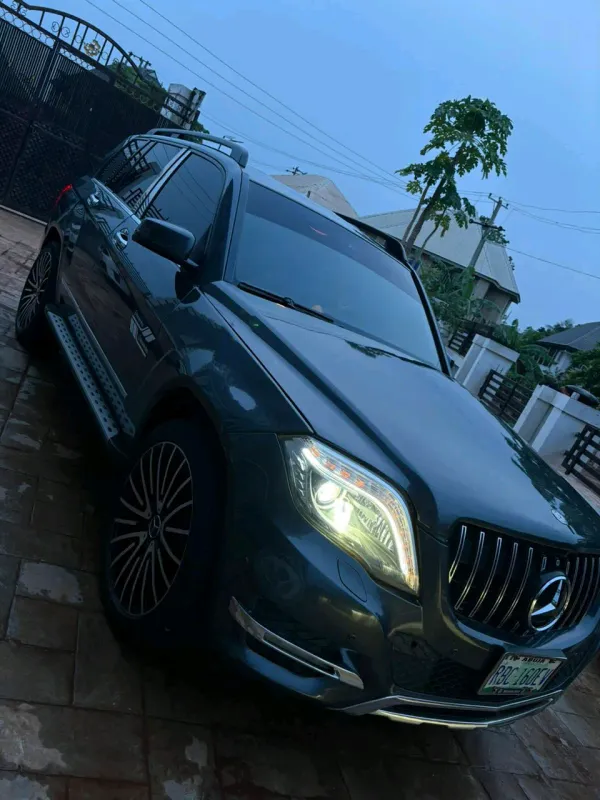 Thumbnail 6 of 2011 Mercedes-Benz GLK-Class