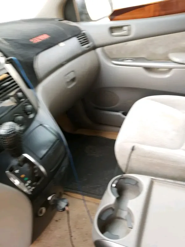 Thumbnail 9 of 2006 Toyota Sienna XLE