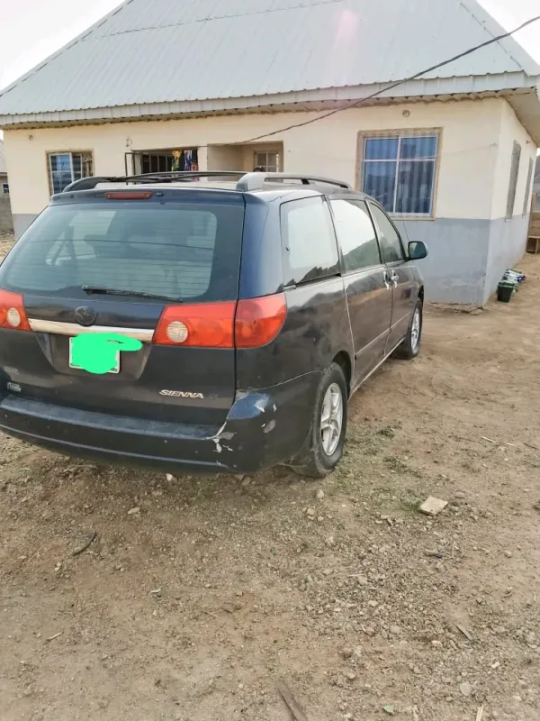 Thumbnail 3 of 2006 Toyota Sienna XLE