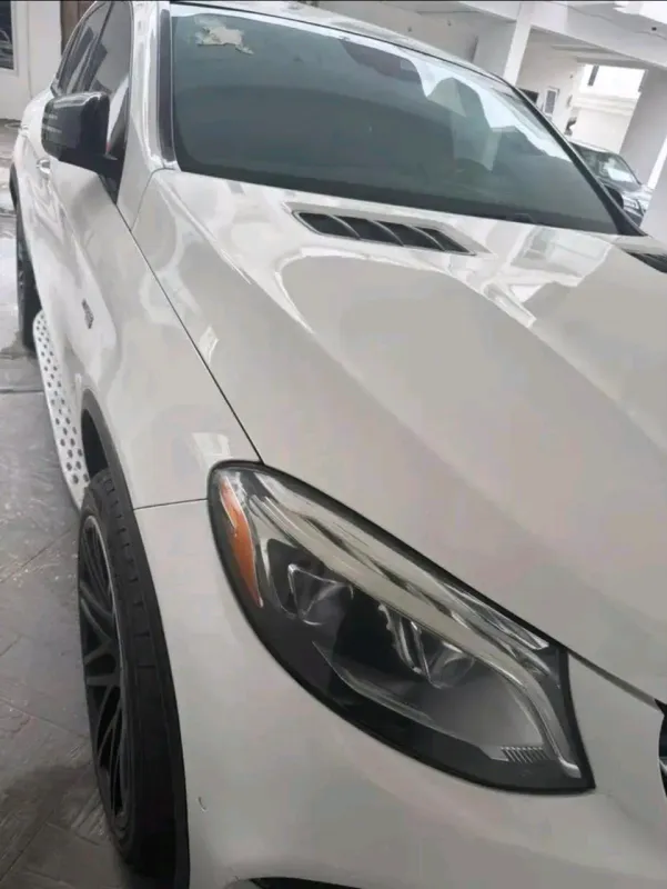 Thumbnail 3 of 2016 MERCEDES-BENZ GLE-Class AMG
