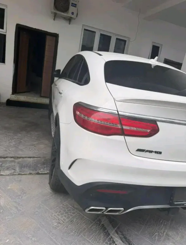 Thumbnail 8 of 2016 MERCEDES-BENZ GLE-Class AMG