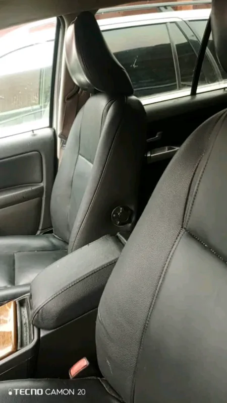 Thumbnail 2 of 2005 Volvo XC90