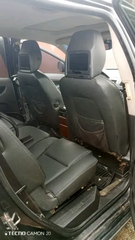 Thumbnail 5 of 2005 Volvo XC90
