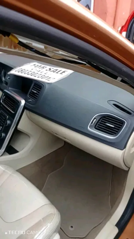 Thumbnail 9 of 2012 Volvo S60