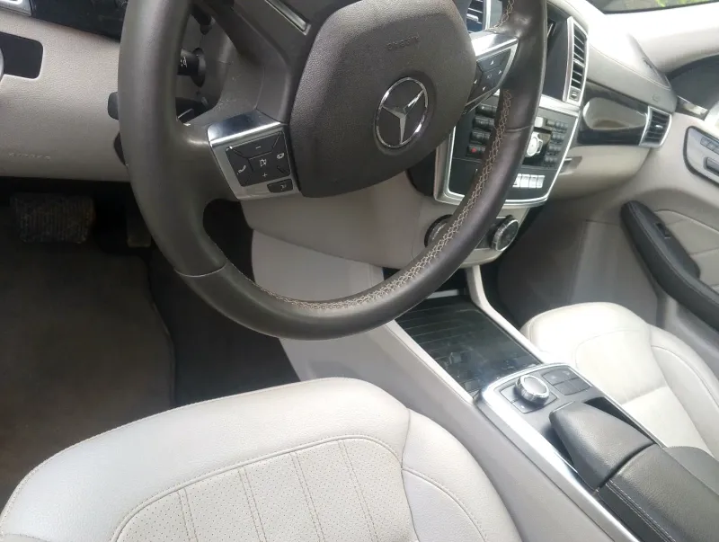Thumbnail 6 of 2016 MERCEDES-BENZ GL-Class