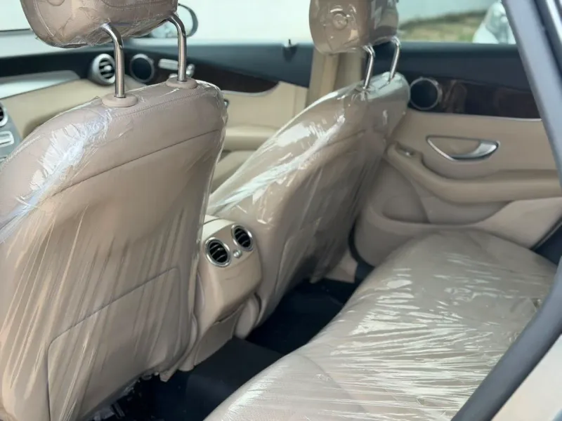 Thumbnail 7 of 2016 MERCEDES-BENZ GLC-Class