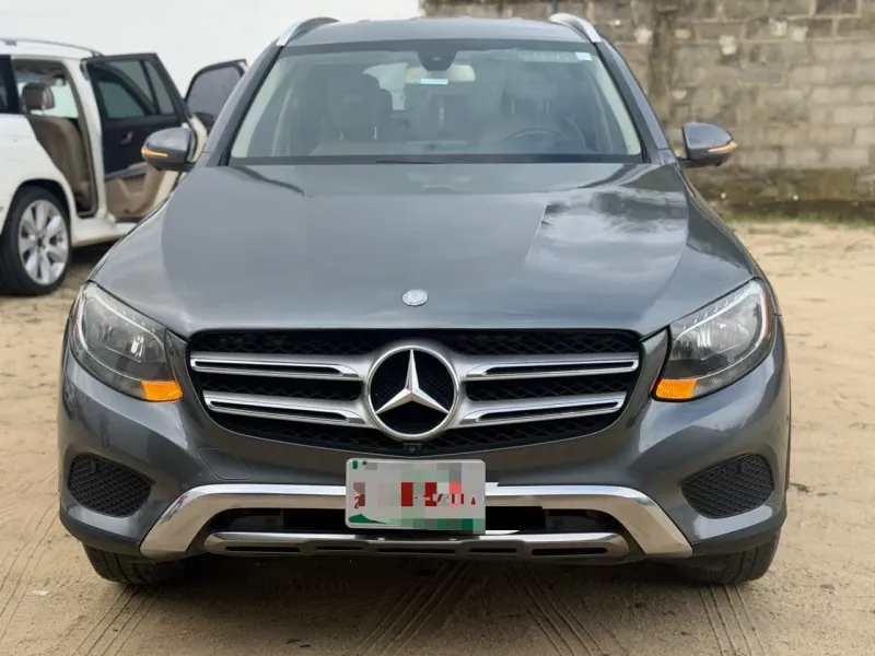 Thumbnail 6 of 2016 MERCEDES-BENZ GLC-Class