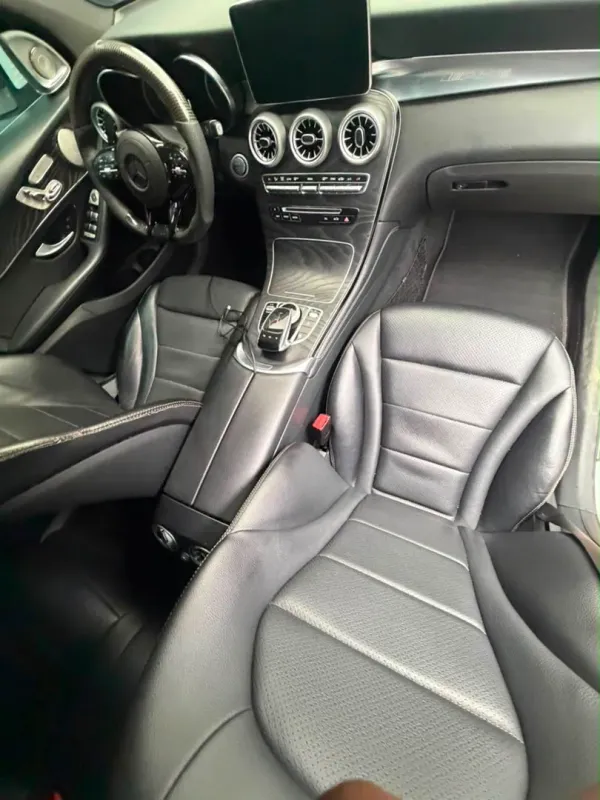 Thumbnail 8 of 2018 Mercedes-Benz GLC-Class