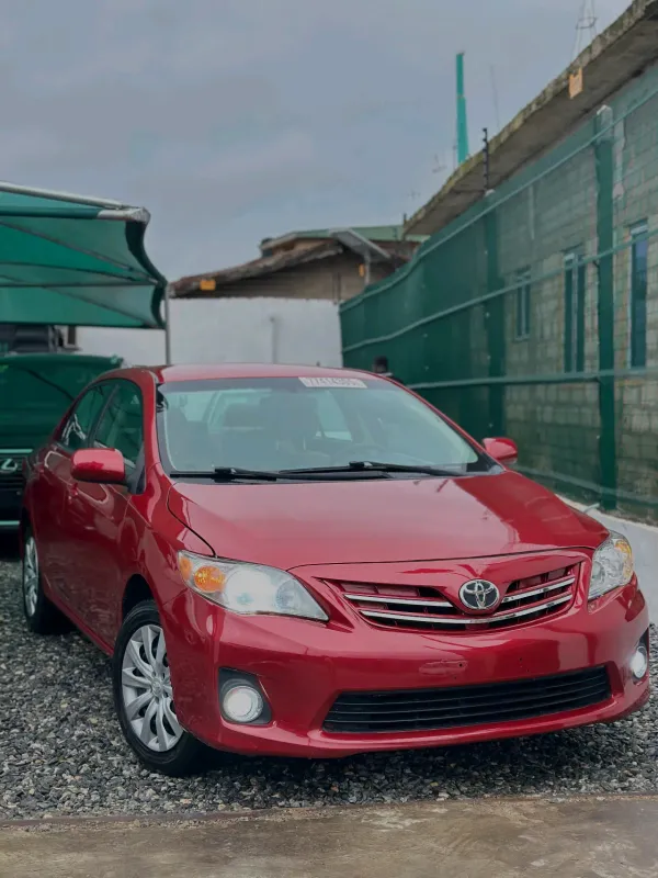 Thumbnail 2 of 2013 Toyota Corolla