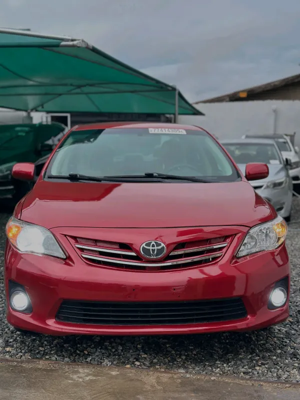 Thumbnail 3 of 2013 Toyota Corolla