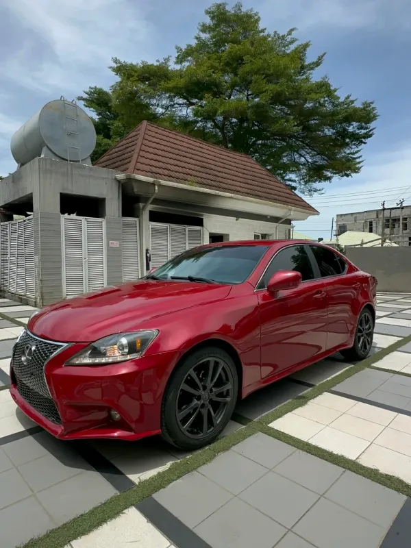 Thumbnail 4 of 2012 Lexus IS