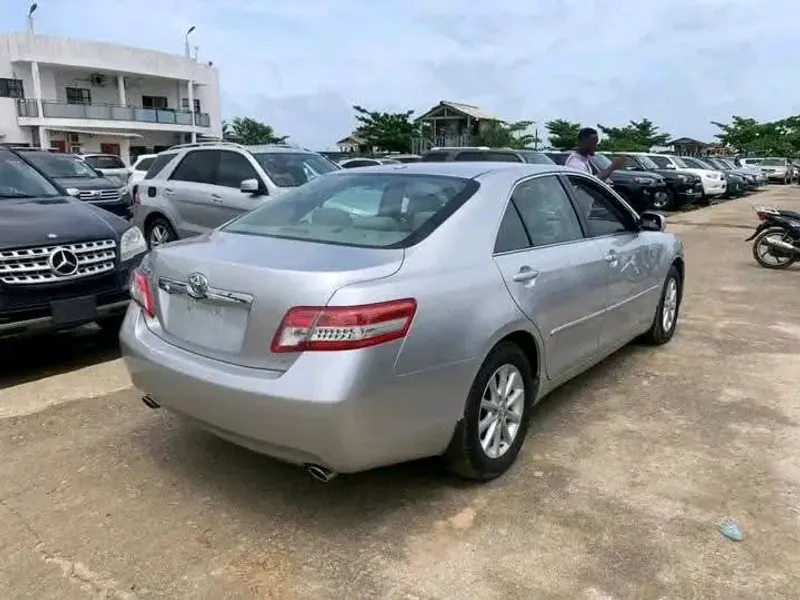 Thumbnail 6 of 2010 Toyota Camry
