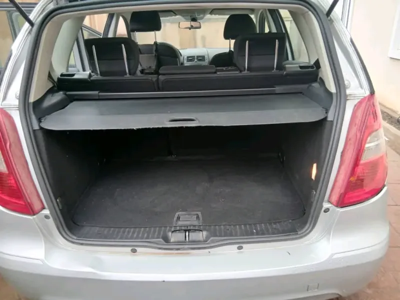 Thumbnail 4 of 2010 Mercedes-Benz A-Class Classic, Elegance, Avant-garde