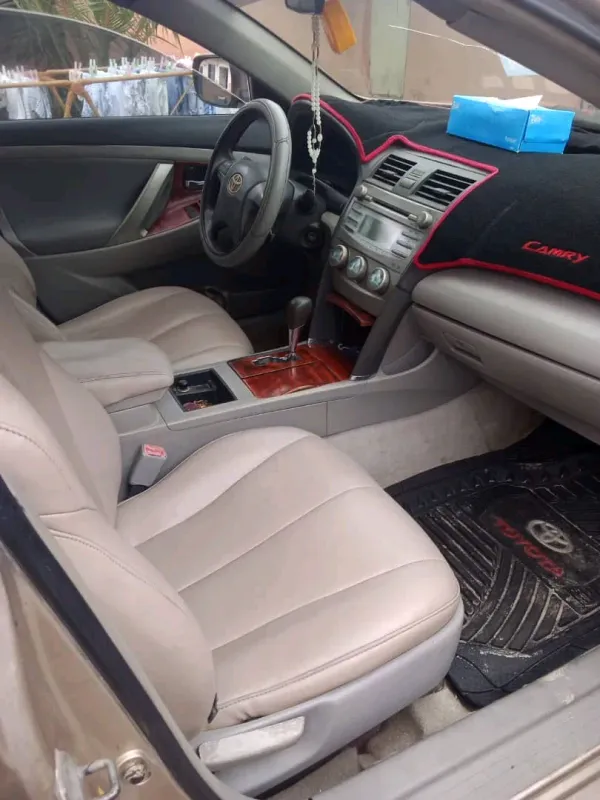 Thumbnail 3 of 2008 TOYOTA Camry XLE