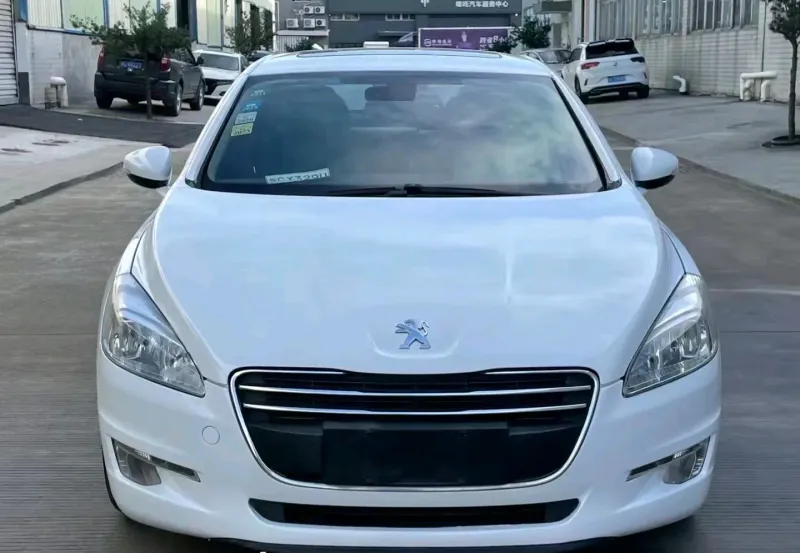 Thumbnail 2 of 2012 Peugeot 508