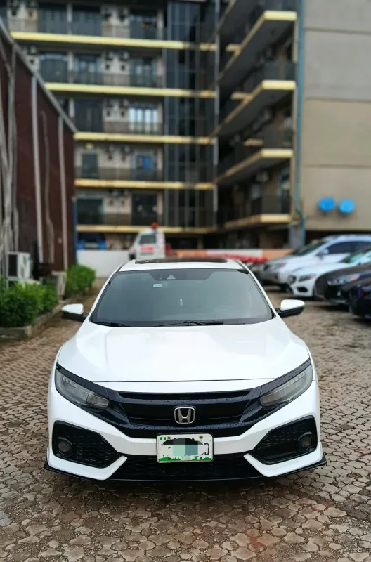 Main image of 2018 HONDA Civic Touring Coupe