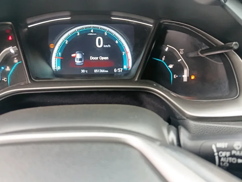 Thumbnail 7 of 2018 HONDA Civic Touring Coupe