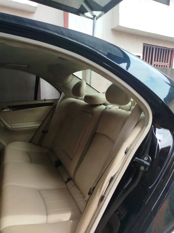 Thumbnail 3 of 2007 Mercedes-Benz C-Class