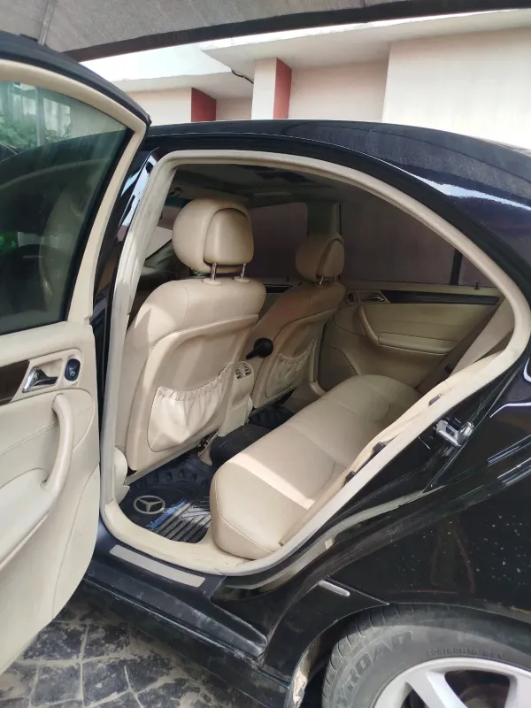 Thumbnail 4 of 2007 Mercedes-Benz C-Class