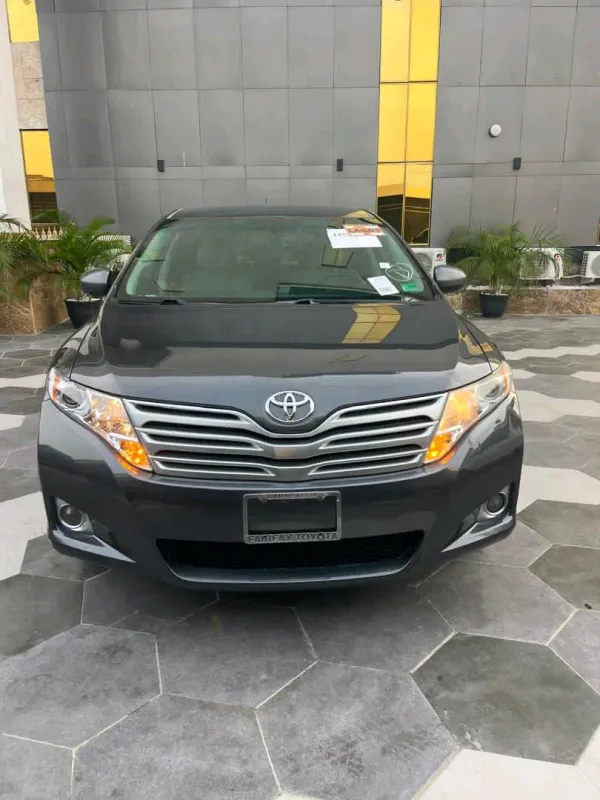 Main image of 2010 TOYOTA Venza