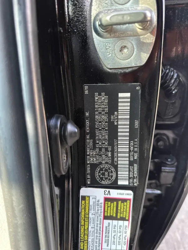 Thumbnail 10 of 2011 Toyota Venza